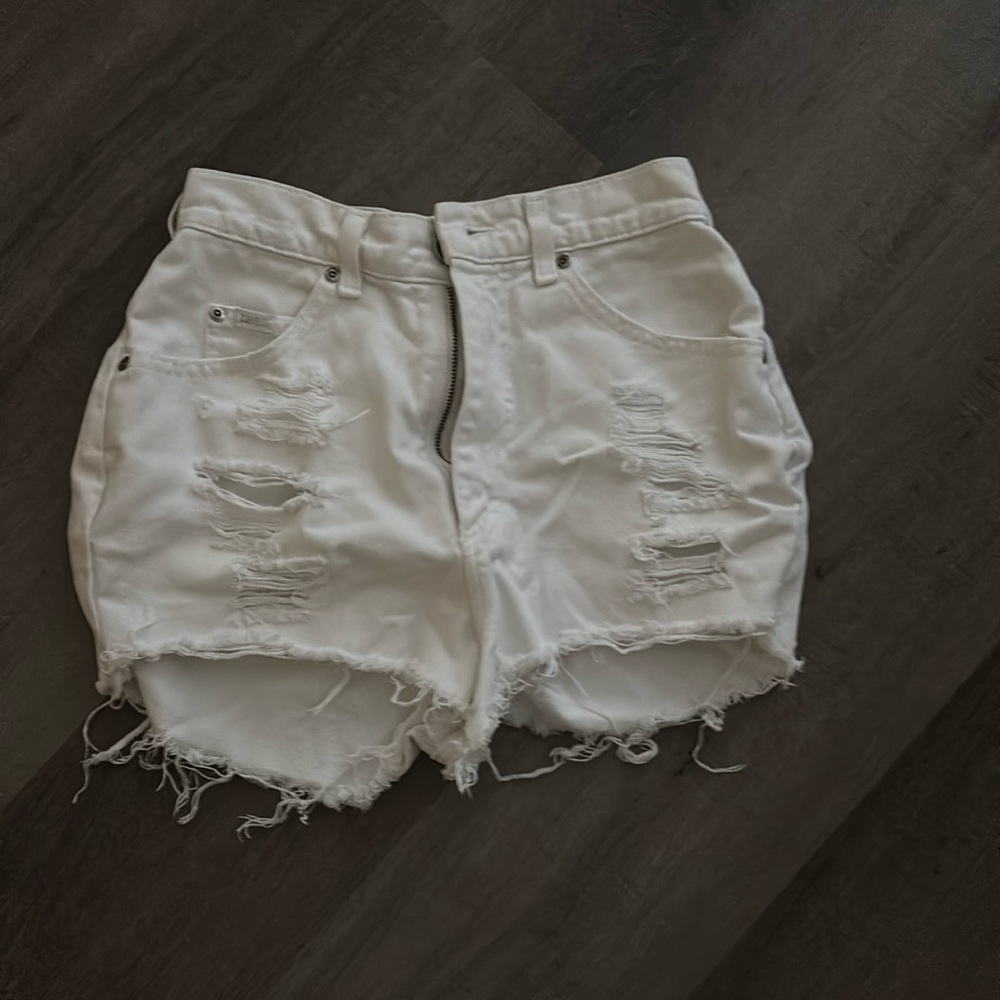 High waisted white shorts